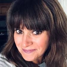 Carey Pierce's Instagram, Twitter & Facebook