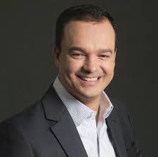 Frederic Peltier's Instagram, Twitter & Facebook