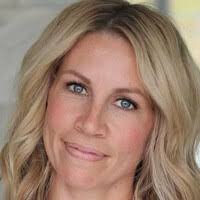 Corinne Richter's Instagram, Twitter & Facebook