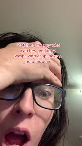 Cutting Bee with Chopsticks