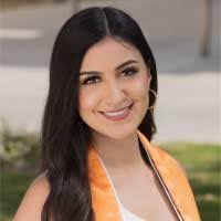 Vanessa Islas's Instagram, Twitter & Facebook