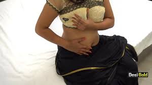 Real Indian Desi Randi Fucking By Big Dildo - XNXX.COM