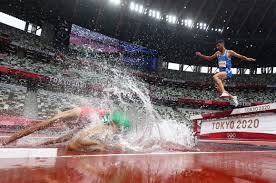 An olympic stadium is the site of the opening and closing ceremonies. Aqoijr2dgwy33m