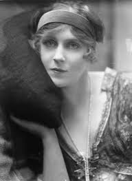 Evelyn WAugh, Cecil Beaton, Diana Cooper and Marilyn Monroe.