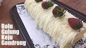 Bakalan tidak sangka deh kalo ini sebenarnya pakai tepung singkong. Bolu Gulung Keju Gondrong Lembut Dan Gurih Butternya Youtube