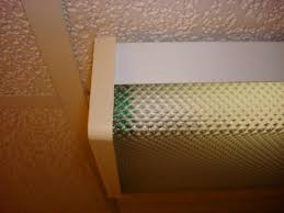 Installing diffusers on fluorescent lights is a great way to add decorative accents to boring or drab fluorescent lights. Difficult To Remove Lens From Fluorescent Fixture Doityourself Com Community Forums