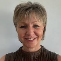 2100+ "Esponda" profiles