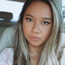 Katrina Robles's Instagram, Twitter & Facebook