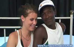 An interesting and thought provoking conversation between a fisherman and a businessman. Lili And The Fisherman Biguz Net