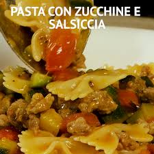 Pasta Zucchine E Salsiccia Video Ricette Ricette Di Sughi Per Pasta Ricette Di Cucina
