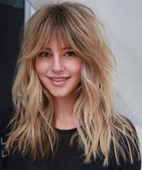 Miley cyrus long hairstyle with bangs : Fresh Beauty Of Latest Medium Shaggy Hairstyles 2020 That Are Truly Incredible Long Shag Haircut Long Layered Haircuts Layered Haircuts With Bangs