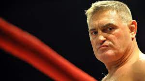 Norbert nottny növényi (born 15 may 1957) is a hungarian light heavyweight wrestling olympic champion of the 1980 summer olympics, two times kickboxing world champion and currently an actor in hungary. Novenyi Edesapjat Es Shakespeare T Idezi M4 Sport
