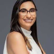 Amanda Letteri's Instagram, Twitter & Facebook