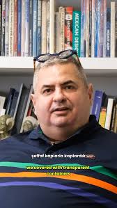 Kitaplar benim için bu hayattaki yolculuğumda ayrılmaz birer yoldaştır.  Nerede olursam olayım, ofise döndüğümde biliyorum ki onlar beni aynı yerde  beklemeye devam ederler.📕 , Mimar sadece kendi ...