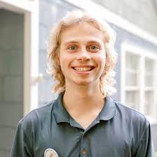 Hannah Herrington's Instagram, Twitter & Facebook