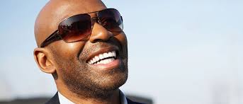 Top 6 Reasons To Wear Sunglasses