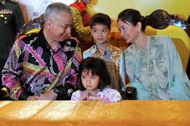 Sultan hasanuddin nama asli : Tuanku Zara Jelita Bijak Dan Berkeperibadian Tinggi Semasa Mstar