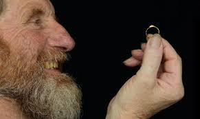 Medieval diamond ring unearthed in field