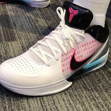 At the age of 16 doncic signed with a club in spain and was nicknamed. Luka Doncic With A Crazy Nike Zoom Kobe Complex Sneakers Facebook