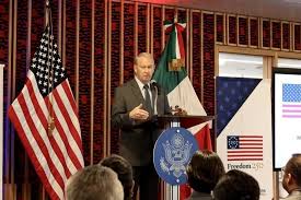 Presume Embajador resultados de cooperación México-EU