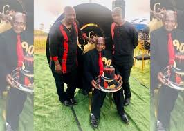 Ngubane has also played numerous roles on other south african tv shows, including yizo yizo. Ubvhwiczhmiulm