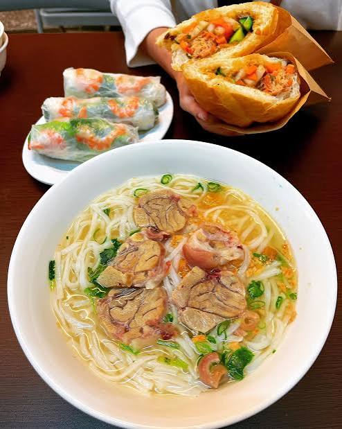 高雄美食推薦法國麵包越南料理小吃河粉越式春捲-發胖版｜PopDaily 波波黛莉