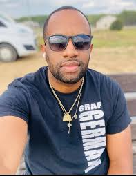 Hey there beautiful ladies l'm from florida. Send me a friend request and  let's get to know each other.