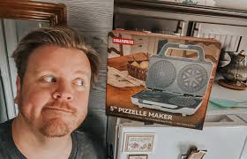 Homemade stroopwafels are the horizon, people. This is not a test. It's  happening! stroopwafels