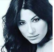 Hoy es el cumpleaños de una actriz excepcional, mujer de gran talento y  carisma. Amiga entrañable que impone a cada personaje la luz de su gran  versatilidad histriónica. Sencilla y bella por