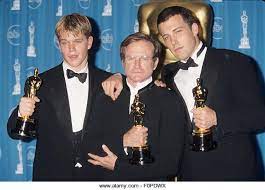 Matt damon also spoke about williams in a recent interview with joe.ie, and had only warm words for his late costar. Robin Williams Mit Matt Damon Und Ben Affleck In Der 70 Academy Awards Oscars 1998 K11721lr C Lisa Rose Globe Fotos Zuma Draht Zuma Draht Alamy Live Nachrichten Stockfotografie Alamy