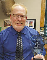 Sixth graders help senior center