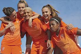 Het olympische feest gaat vrolijk verder, na 32 (!) doelpunten in de eerste vier wedstrijden in poule f. Oranje Leeuwinnen Op Het Wk Vrouwen 2019 Lees Meer Bij Unisport
