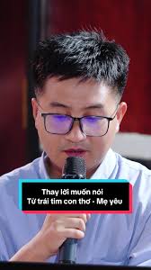 Có một thời khi chúng ta còn bé xíu.Gia đình còn khó khăn,những điều tốt  nhất mẹ dành cho con.Có những hôm mẹ nhịn cả ăn để chỉ con được no.Có những  hôm con sốt mẹ lại thức trắng đêm #loimenhannhu ...