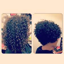 Women fight them, hide them, tie them curltopia wants you to embrace your curls! Embrace Your Natural Curls Curls By Cass Cabelo Afro Cabelo Cabelo Crespo