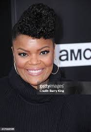 Yvette Barry's Instagram, Twitter & Facebook