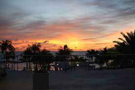 Verbod de betrokken weg in te rijden of in te gaan alsmede de betrokken weg te gebruiken; Mambo Beach Curacao Sunset