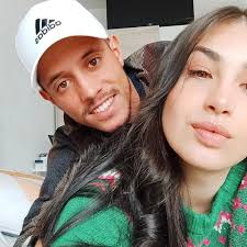 Luís Feijão e Sara Barbosa do Agricultor da SIC estão noivos. Veja o pedido  original