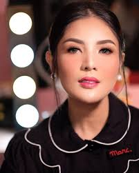 Penampilan nindy ayunda kini bisa membuat semua orang tak menyangka dirinya sudah punya dua anak. Fakta Menarik Nindy Ayunda Penyanyi Cantik Yang Juga Berbakat Dalam Dunia Akting Beauty Journal