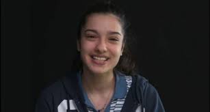 Globo altera o título da próxima novela das seis: "Garota do Momento"