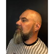 Freshet opp skjegget til Thomas før pinse -👌 #barberer #salongduo