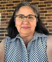 Carrie Peltier's Instagram, Twitter & Facebook