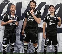 Contiene los álbumes 2017 y 2018, cada uno con 250 stickers. Rayados De Monterrey 2017 Puma Third Kit Football Fashion