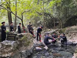 Phong tục lấy nước mới đầu năm