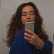 Jodi Roe's Instagram, Twitter & Facebook