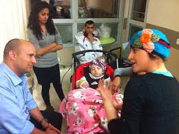 Peki geçmişi ve ideolojisiyle naftali bennett kim? Yes Rocks Can Kill People Says Israeli Economy Minister Bennett While Visiting 4 Year Old Terror Victim Jewish Israel News Algemeiner Com