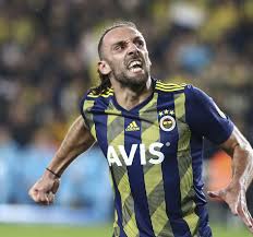 Vedat muriqi geçtiğimiz sezon spor toto süper lig 'de rizespor formasıyla 17 gole imza atmıştı. Vedat Muriqi Icin Dunya Devleri Kapiya Dayandi Fenerbahce Ye Operasyon Son Dakika Fenerbahc