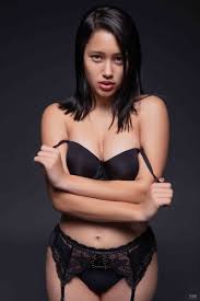 Lia Ponce - Free nude pics, galleries & more at Babepedia