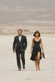 Daniel Craig Olga Kurylenko In Quantum Of Solace 2008 James Bond Girls James Bond Movies James Bond