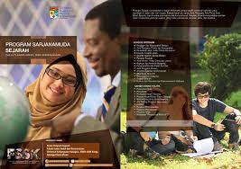 .fakultas sains sosial dan kemanusiaan, universiti kebangsaan malaysia serta dr moh solehatul ma hadir sebagai panelis dari ukm adalah dayang fitri izzati dan nur atiqah, dari departemen antropologi dan sosiologi, fakulti sains sosial dan kemanusiaan, universiti kebangsaan malaysia. Sejarah 1024x722 Jpg