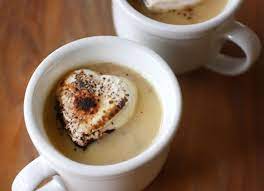 White Hot Chocolate With Vegetarian Marshmallows Vegetarian Marshmallows White Hot Chocolate Dessert Recipes